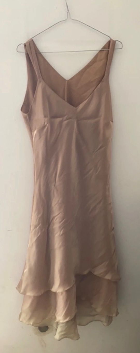 Abito elegante con coprispalle