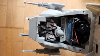 Star Wars Super Deluxe Imperial At-at All Terrain