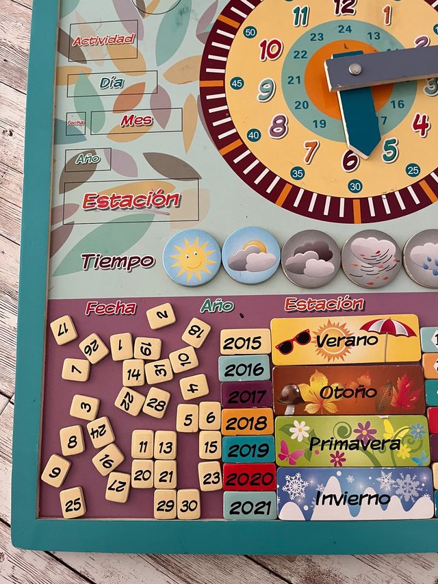 Calendario de madera