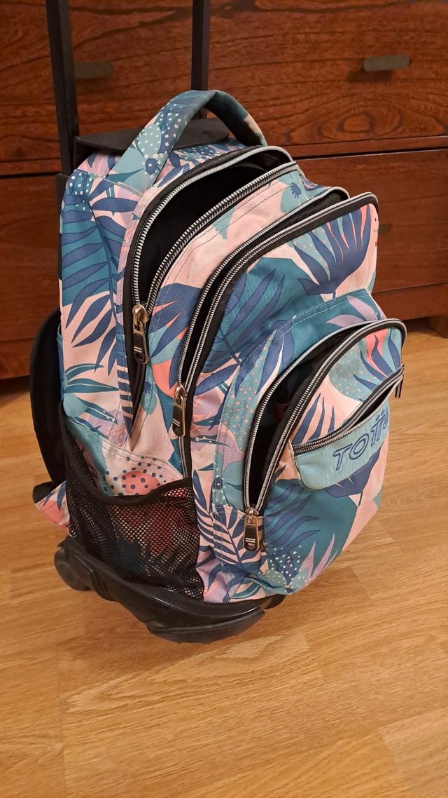 Mochila escolar  TOTTO modelo Renglones
