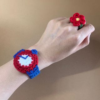 Pulsera Tejida Estilo Reloj