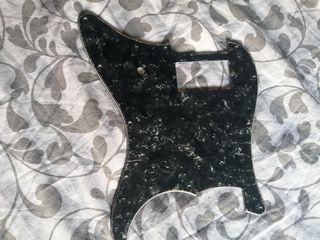 Pickguard negro/blanco para una pastilla