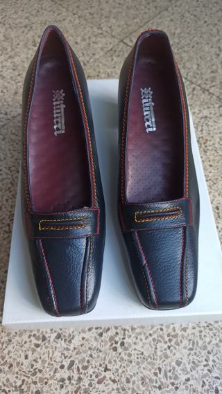 Zapatos mujer talla 37  10 euros
