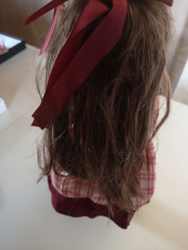 Bambola di porcellana vintage