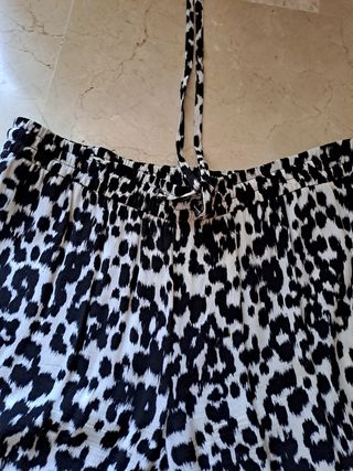 Pantalón ancho de zara