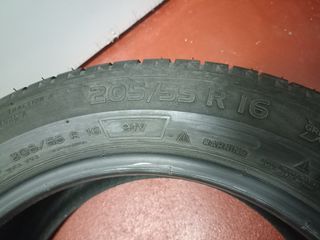 Neumáticos Michelín 205/55/R16 al 80%
