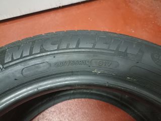 Neumáticos Michelín 205/55/R16 al 80%