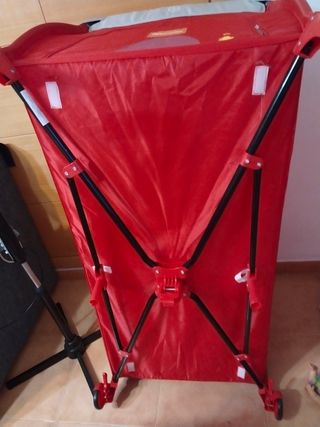 Cuna de viaje asalvo más colchón .