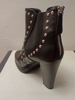 Stivale stivaletto donna borchie Zoe 40