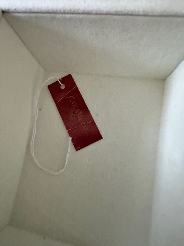 reloj marca Caramelo