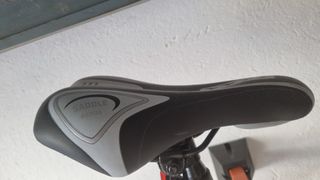 bici pieghevole telaio bianco lucido