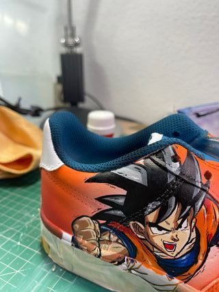 Aprendes a personalizar zapatillas desde 0