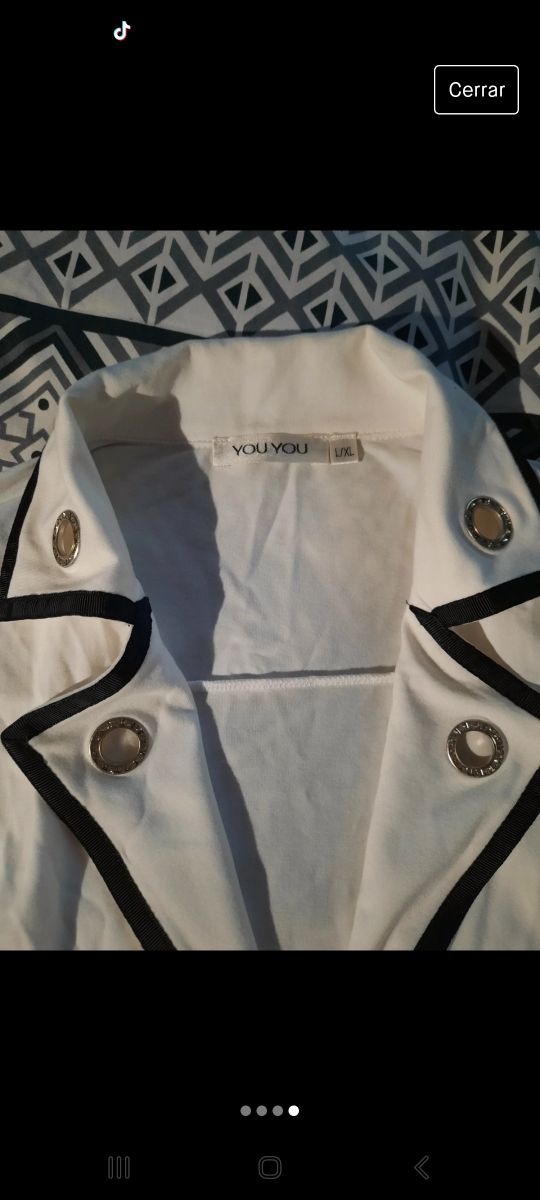 conjunto americana y camiseta blanca