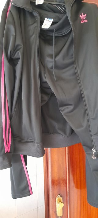 Chándal de mujer 