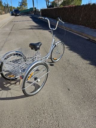 Bicicleta de paseo de 3 ruedas.