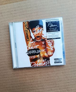 Rihanna - Unapologetic deluxe