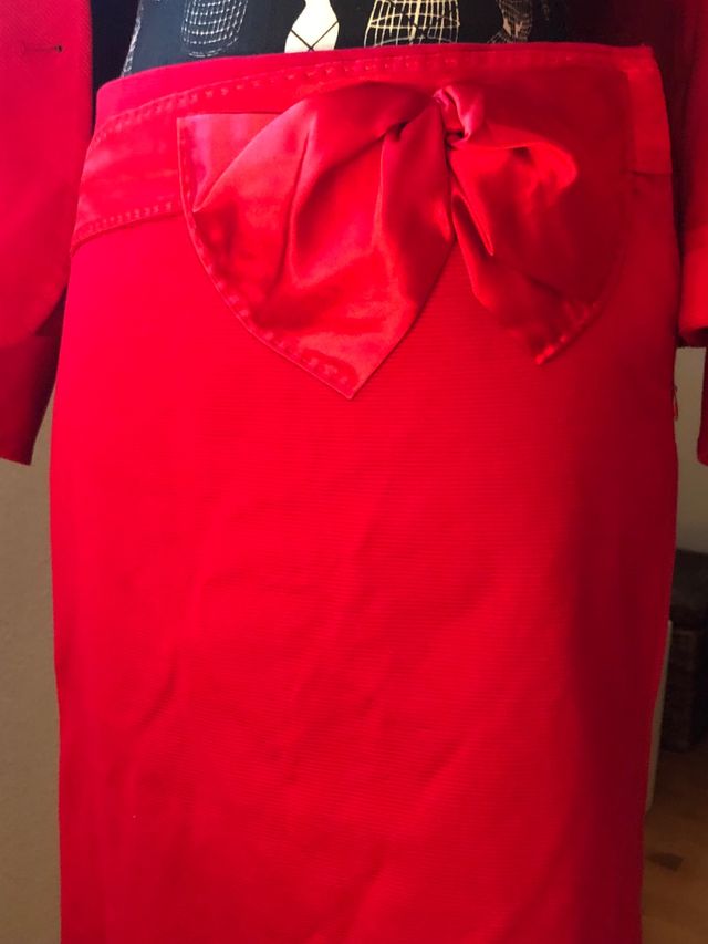 traje rojo mujer de Purificación Garcia