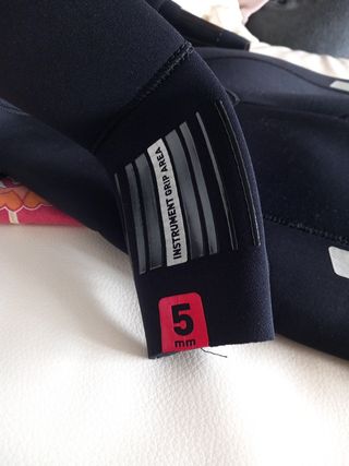 Traje neopreno para mujer talla M y gorro