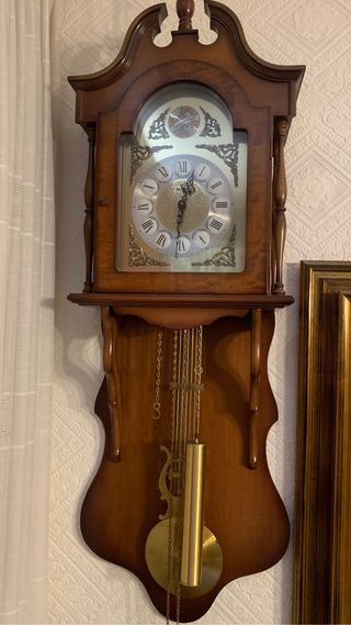 reloj de pared con pendulos Hersa