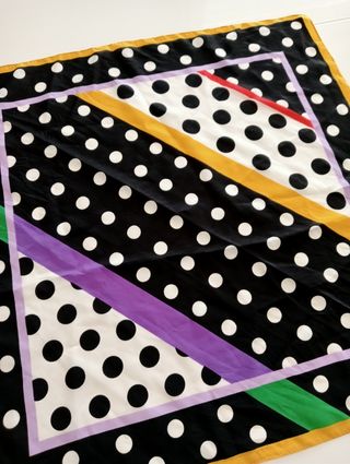 Foulard a righe e pois