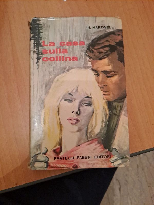 Libro La casa sulla collina di N. Hartwell
