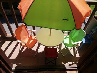 Set de sillas plegables y mesa para niños