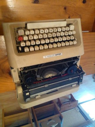 Máquina escribir antigua