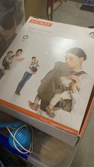 Mochila portabebes Stokke MyCarrier.