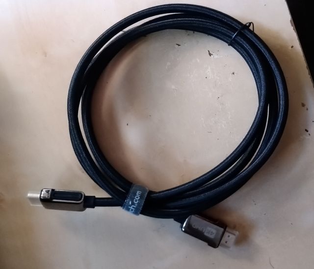 Cable 4K UHD