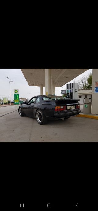 Porsche 944 turbo 1985