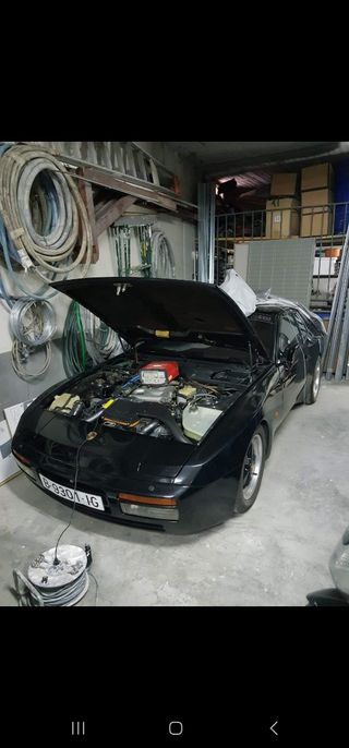 Porsche 944 turbo 1985