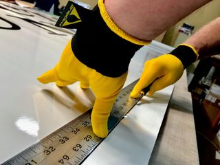 Guante Car Wrapping Rotulación de coches retols