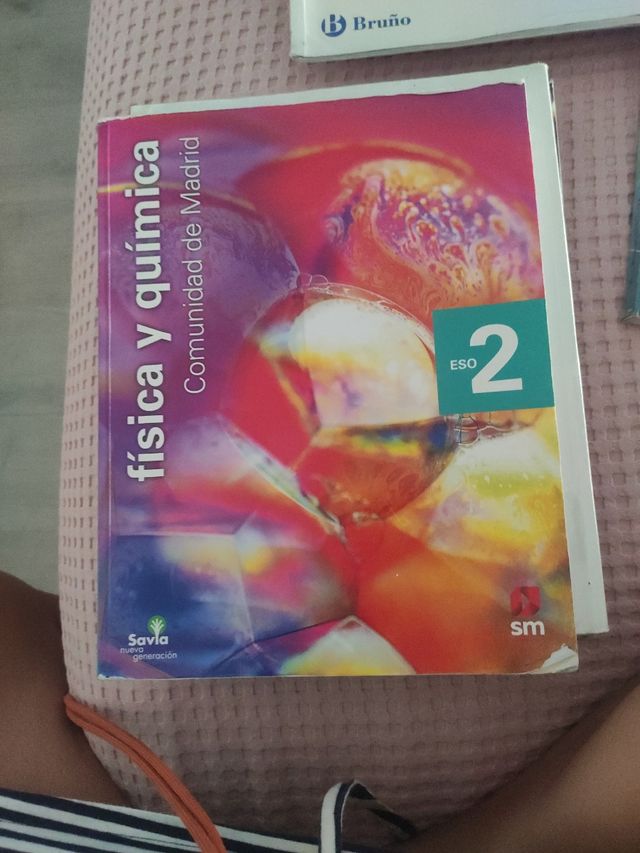 Libro Física y quimica 2 ESO,SM