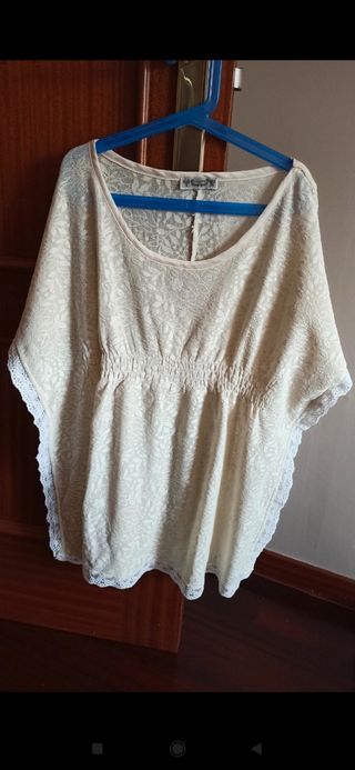 Top de encaje