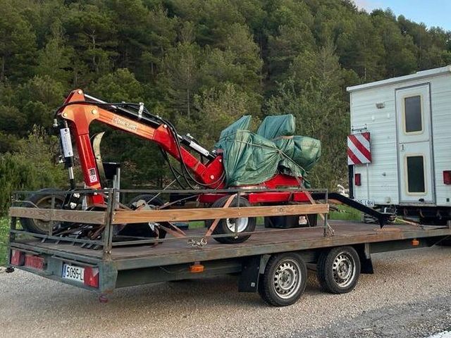 MANTIS! MINI EXCAVADORA CON ENTREGA A DOMICILIO