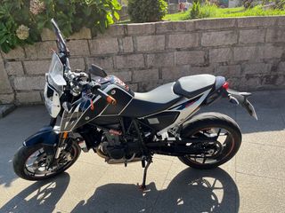 Ktm Duke 690