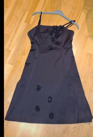 Vestido Naf Naf negro