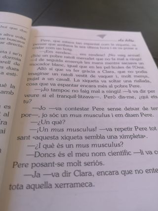 Libro valenciano La dent de Clara