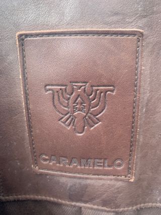 Americana de piel Caramelo