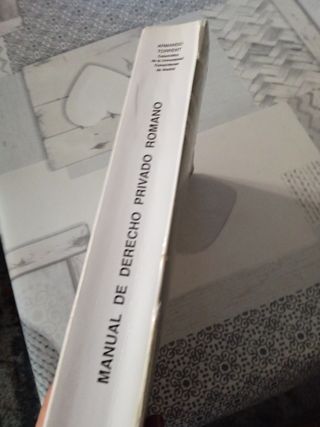 Libro de derecho privado romano