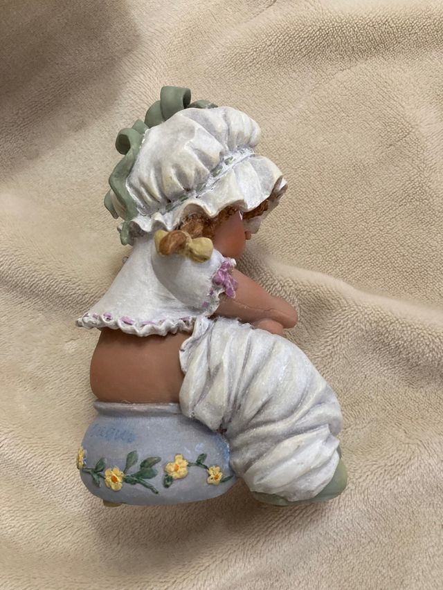 Figura Cuqui ref 4306