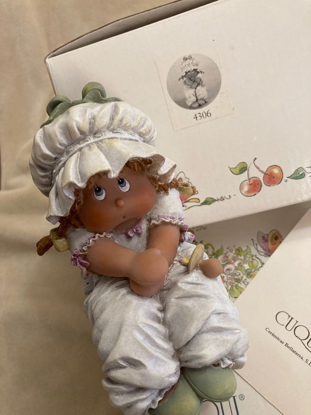Figura Cuqui ref 4306