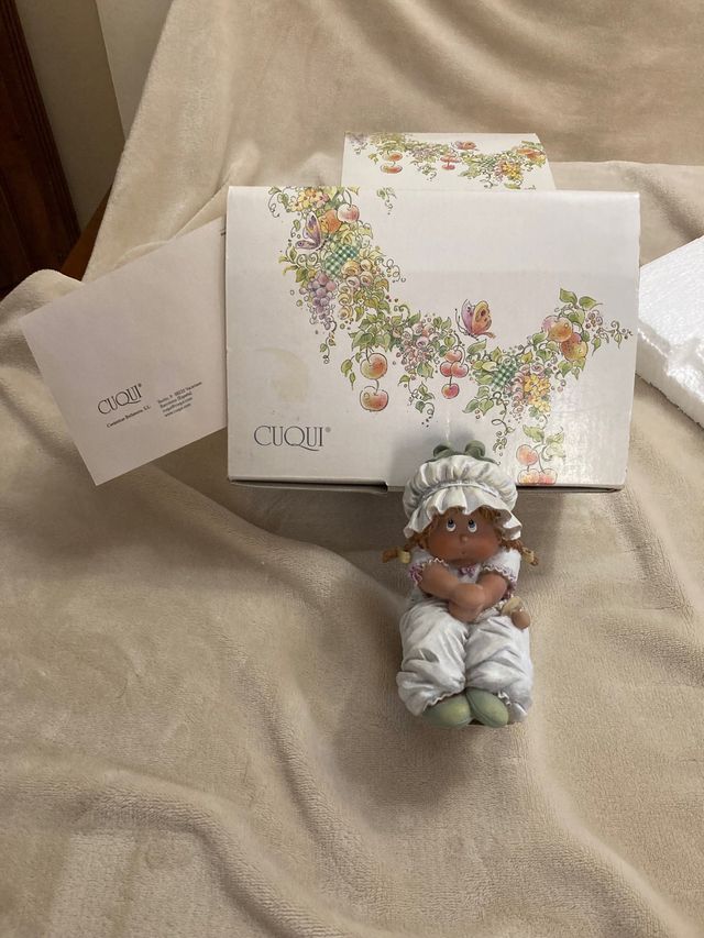 Figura Cuqui ref 4306