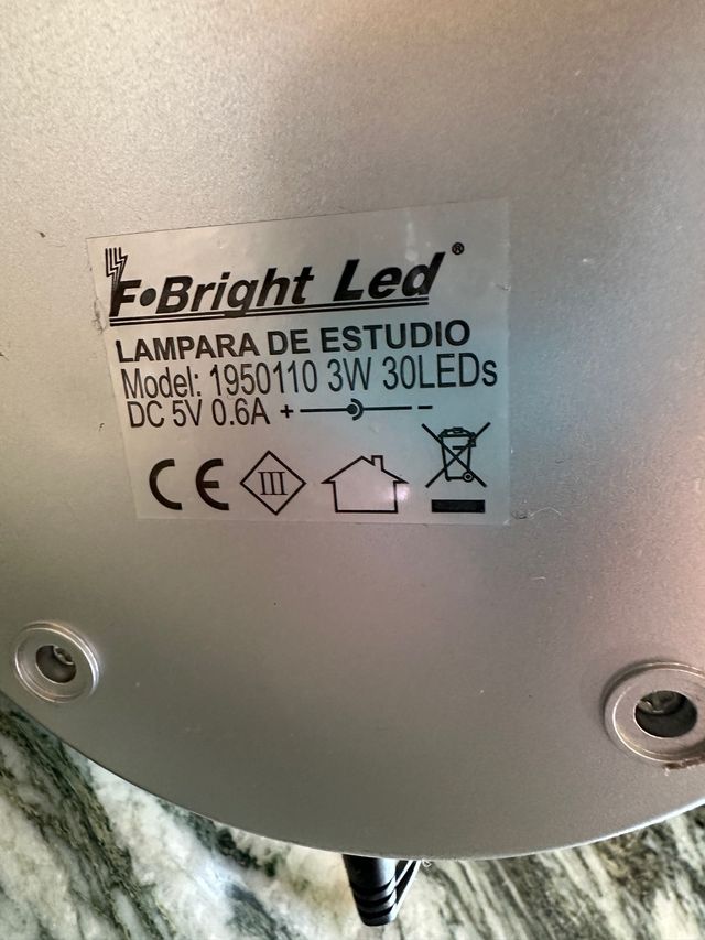 Lámpara de escritorio plata extensible