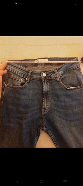 Pantalón vaquero Zara