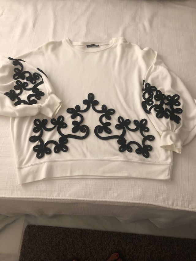 sudadera zara talla M