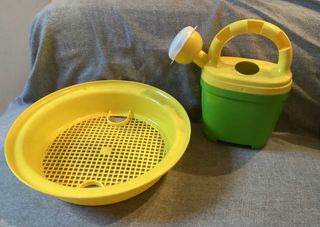 Due giochi da spiaggia per bambini/e