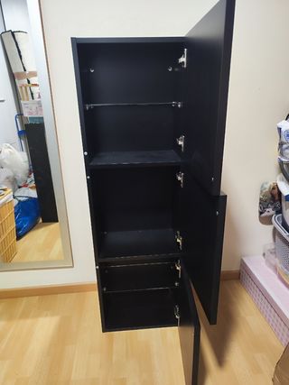 Vitrina estanteria puertas