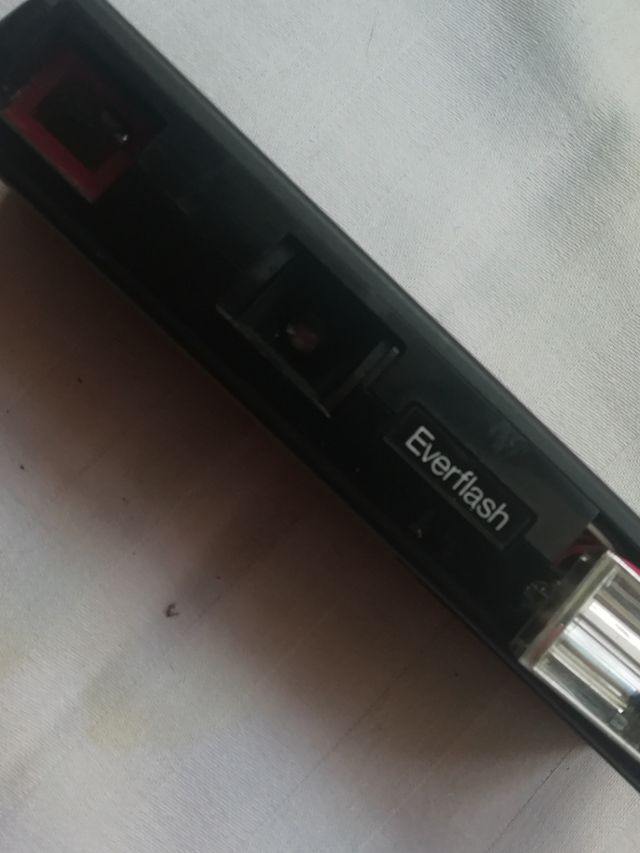 Cámara de fotos antigua / Funda Dacora