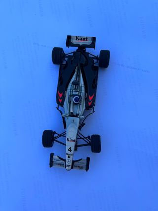 Coche Scalextric mclaren mercedes mp-16